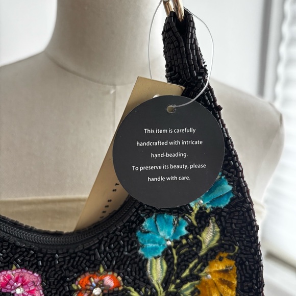 HAND BEADED BAG Made in India - Picture 4 of 6